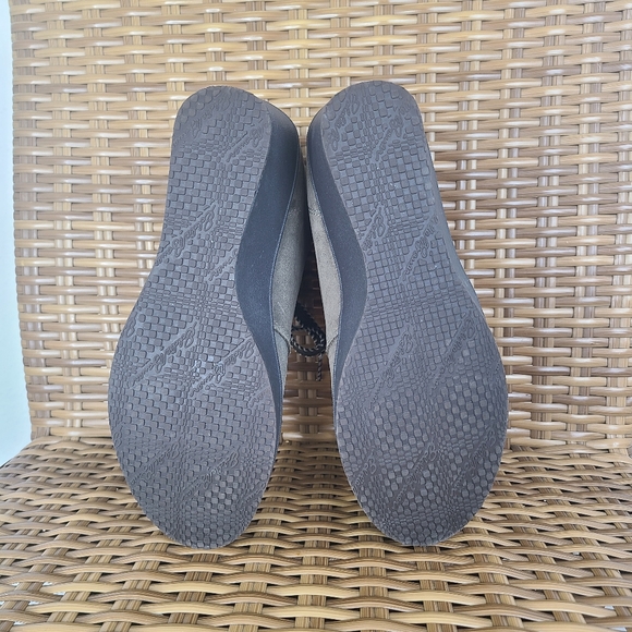 Eddie Bauer Evanesce Boots Suede Leather Wedge Lace-Up Wedge Gray Size 6 - Picture 6 of 13